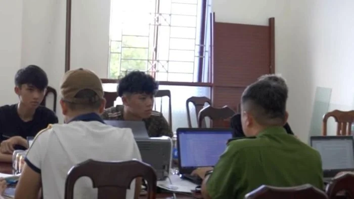 Gia Lai: Triệu tập 29 đối tượng livestream đánh nhau trên nền tảng TikTok