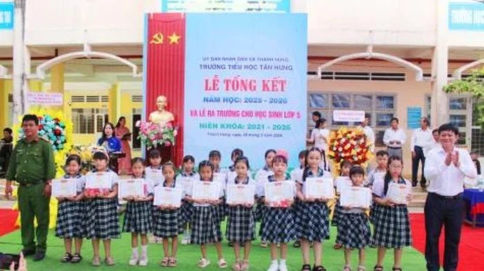 Trường Tiểu học Tân Hưng tổng kết năm học 2025 - 2026