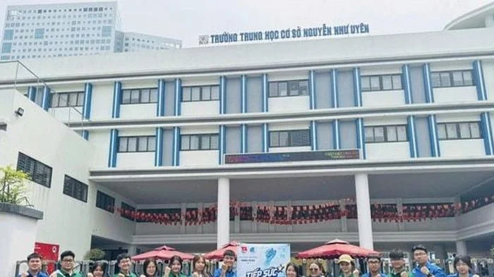 Đoàn Thanh niên phường Yên Hòa đồng hành cùng sĩ tử