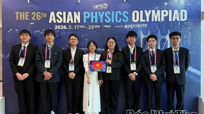 Học sinh Trường THPT chuyên Hùng Vương đoạt Huy chương Bạc Olympic Vật lí châu Á