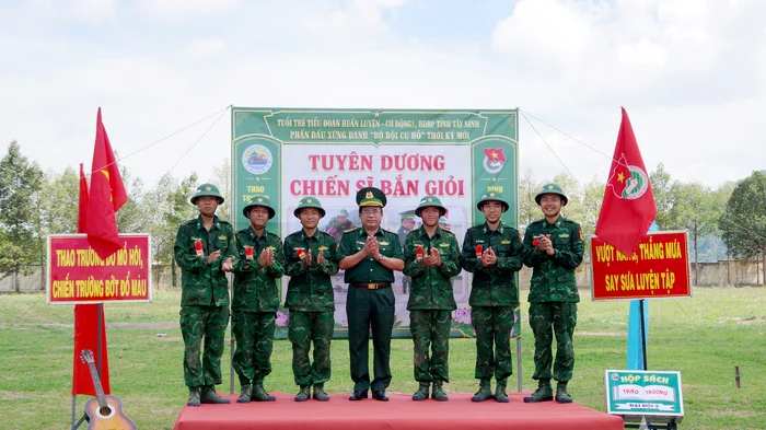 Bộ đội Biên phòng Tây Ninh kiểm tra '3 tiếng nổ' cho chiến sĩ mới