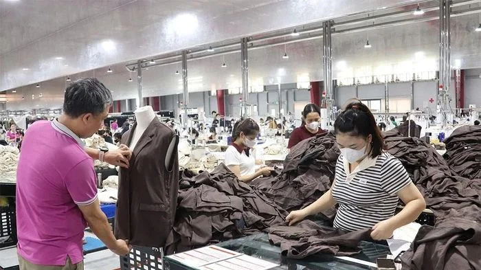 Lao động có việc làm tăng thêm 4,2 nghìn người