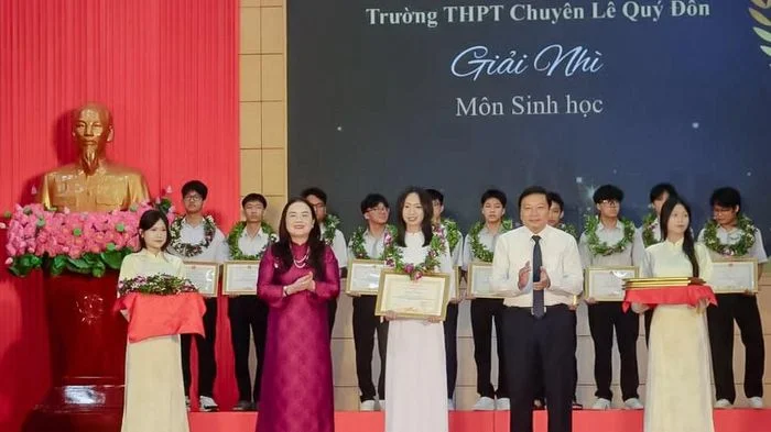 Khát vọng tri thức từ những mùa quả ngọt