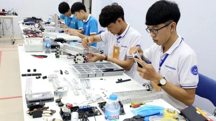 Thị trường việc làm biến đổi mạnh, người lao động phải chủ động thích nghi