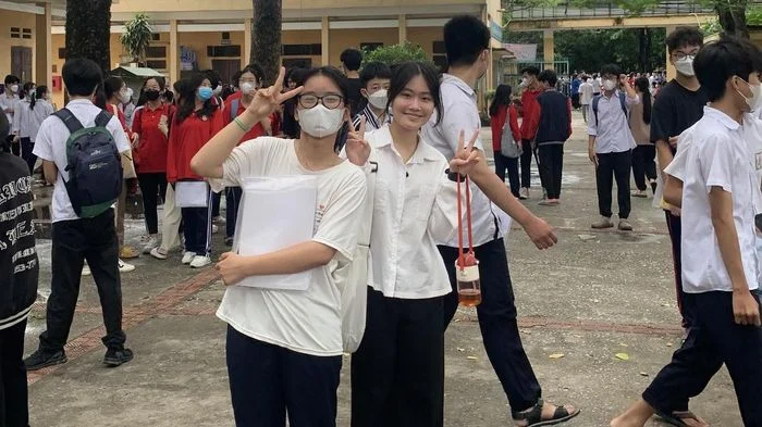 Chiến lược làm bài Ngữ văn 10 theo chương trình mới: Ăn điểm chắc từng phần