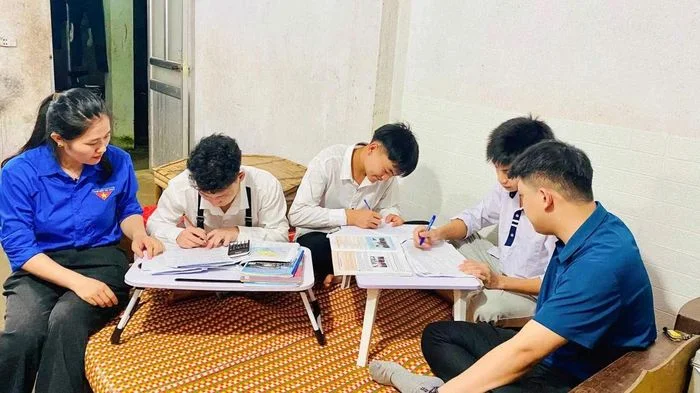 'Gõ cửa' xóm trọ mùa ôn thi ở Cao Bằng