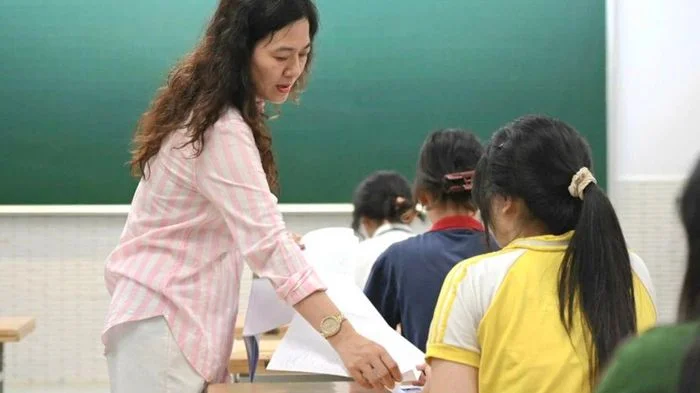 Thi vào lớp 10 ở Hà Nội: 2 thí sinh bị đình chỉ vì cùng 1 lỗi