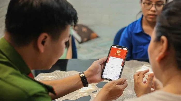 Bất động sản 26/5: Công an khuyến cáo 3 nguyên tắc tránh lừa đảo tích hợp sổ đỏ vào VNeID