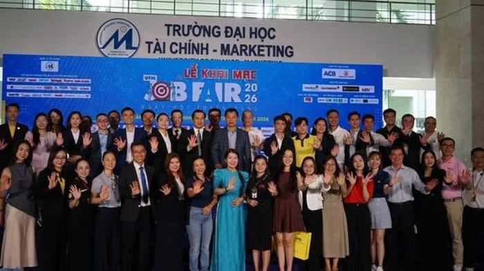 Hơn 5.000 sinh viên 'săn' 4.000 việc làm từ 60 doanh nghiệp trong ngày 23-5