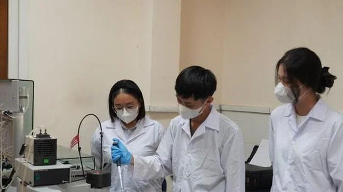 Cấp học bổng cho người học nhóm ngành kỹ thuật then chốt và công nghệ chiến lược