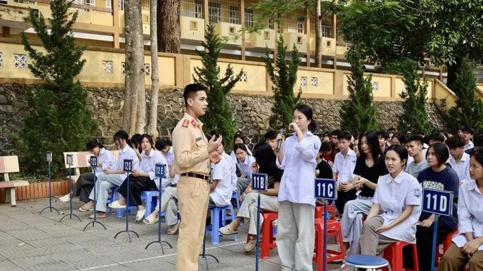 Chủ động phòng ngừa tai nạn giao thông cho học sinh dịp nghỉ hè