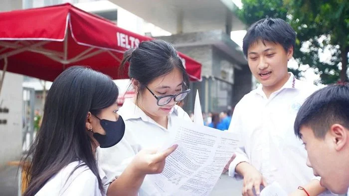 Thi tốt nghiệp THPT 2026: Thí sinh gian lận có thể bị xử lí hình sự
