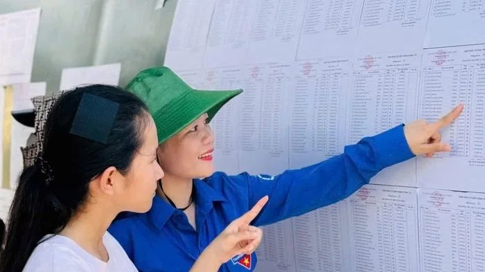 Hơn 1.600 tình nguyện viên sẵn sàng tiếp sức kỳ thi tuyển sinh lớp 10