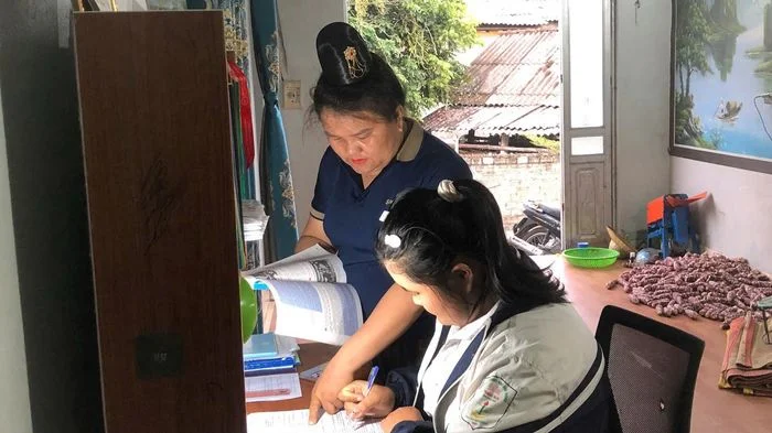 Phụ huynh đồng hành cùng con mùa ôn thi