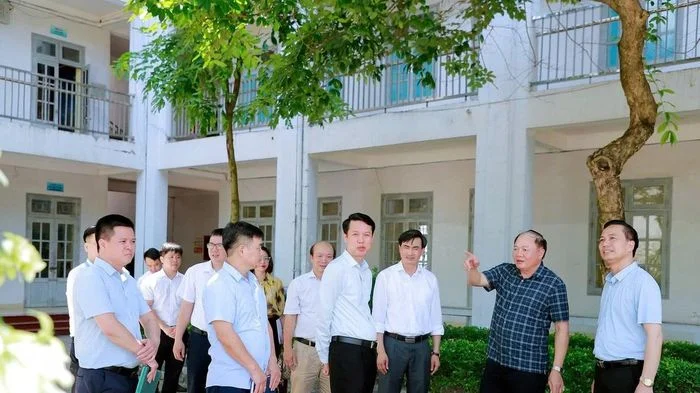 Giám đốc Sở GD&ĐT Bắc Ninh kiểm tra công tác chuẩn bị Kỳ thi tuyển sinh lớp 10