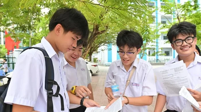 Ngày thi đầu tiên vào lớp 10: Đề thi bám sát chương trình học