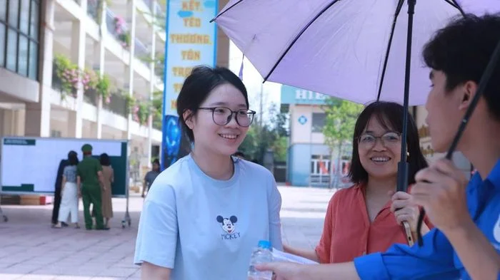 Đề Toán thi vào lớp 10 ở Hà Nội có tính định hướng cao