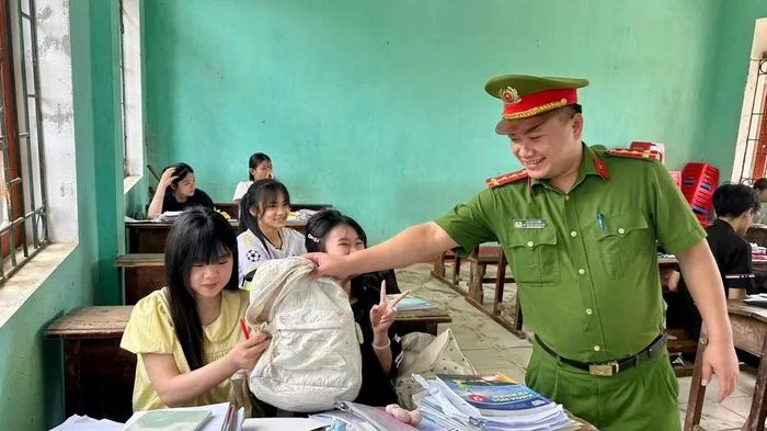 Tăng cường phổ biến pháp luật, bảo vệ học sinh trước kỳ nghỉ hè