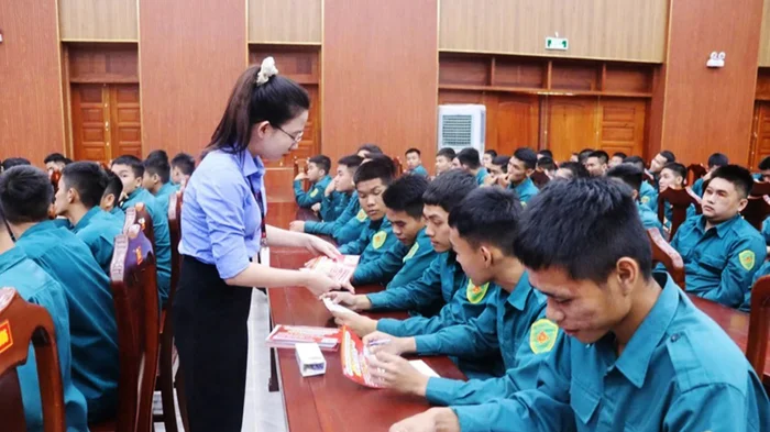 Phối hợp giải quyết việc làm cho quân nhân xuất ngũ
