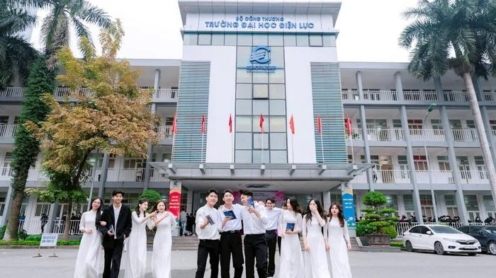 Sáp nhập Trường Cao đẳng Kinh tế - Kỹ thuật Thương mại vào Trường Đại học Điện lực