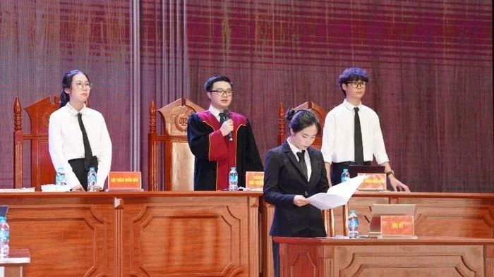 Kiến tạo môi trường hoạt động pháp lý thực tiễn cho sinh viên học tập