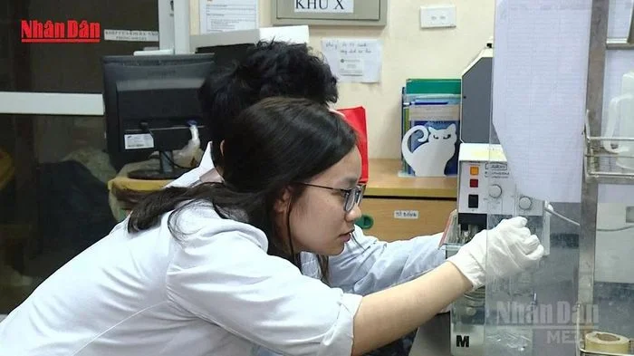 [Video] Đạo văn hoặc làm giả dữ liệu có thể bị cấm nghiên cứu khoa học vô thời hạn