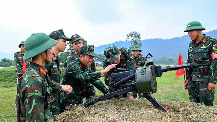 Quản lý, huấn luyện chiến sĩ GenZ - Bài 2: Phát huy sở trường, từng bước 'luyện quân'