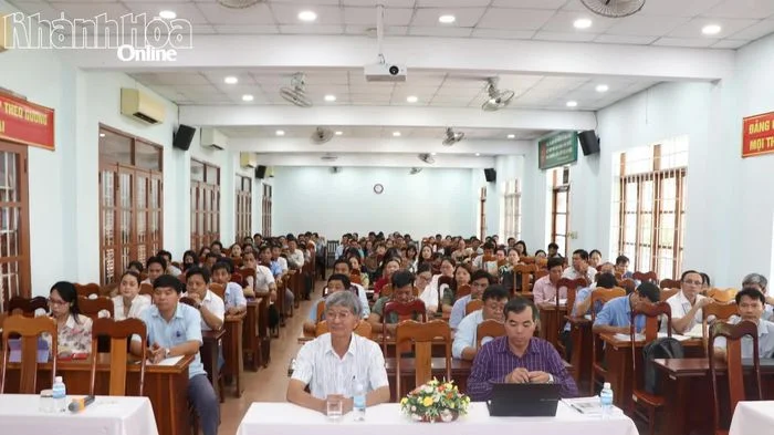 Tập huấn nghiệp vụ kiểm tra công tác coi thi kỳ thi tuyển sinh vào lớp 10