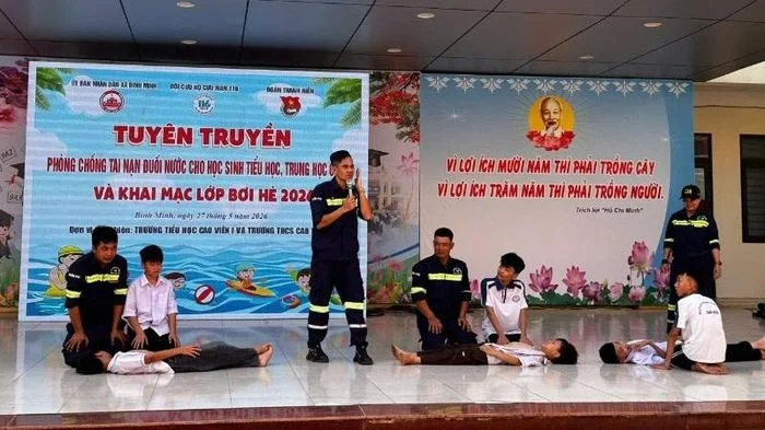 Chủ động trang bị kỹ năng phòng chống đuối nước cho học sinh trong dịp hè