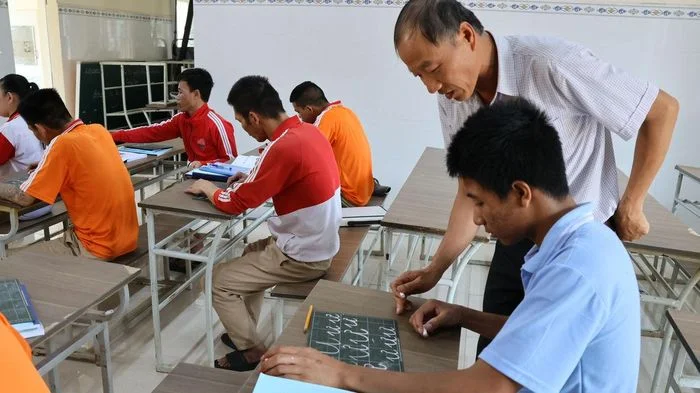 Lớp học đặc biệt cho những người lầm lỡ