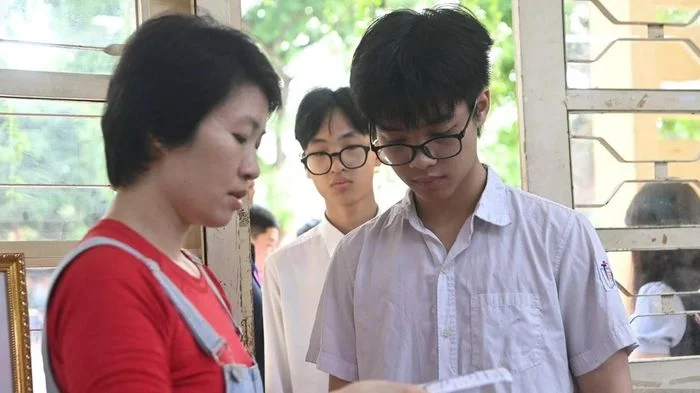 Thi lớp 10: Những vật dụng thí sinh không được mang vào phòng thi