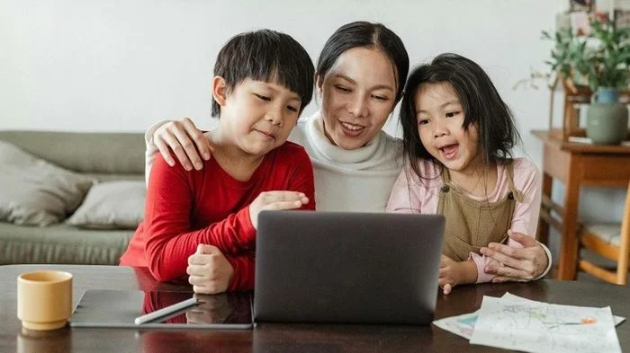 Mạng xã hội và thách thức bảo vệ trẻ em thời số hóa