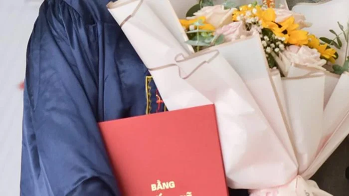 Lo ngại 'hạ chuẩn' đào tạo tiến sĩ