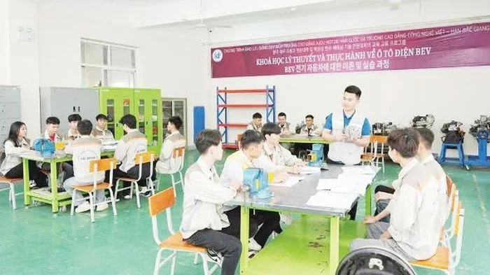 Sắp xếp lại các trường nghề: Gọn đầu mối, nâng chất lượng dạy và học