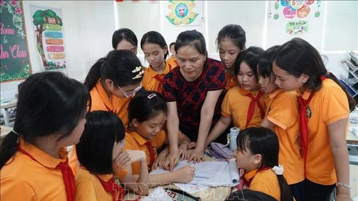 Thích ứng với mô hình mới, gỡ khó cho nhân lực giáo dục cơ sở