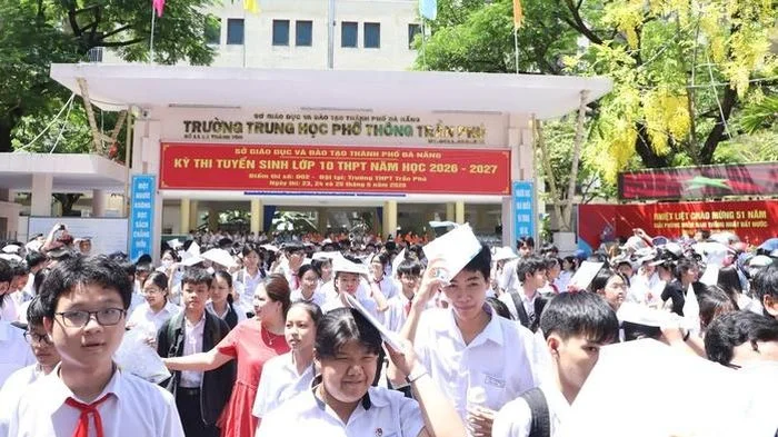 Đề văn lớp 10 Đà Nẵng dài, nhiều 'bẫy' từ khóa