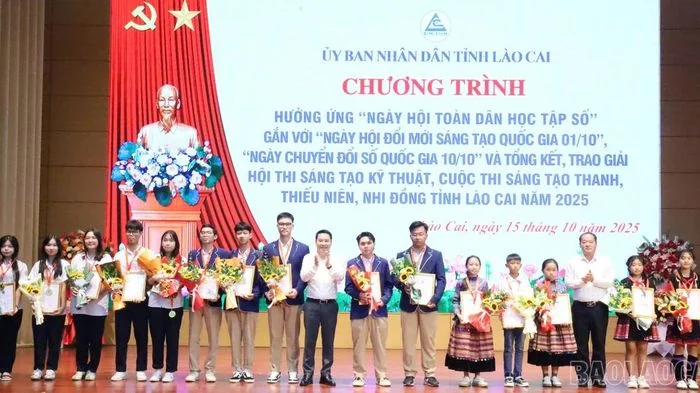 Những 'hạt nhân' tiên phong trong kỷ nguyên số và sáng tạo khoa học
