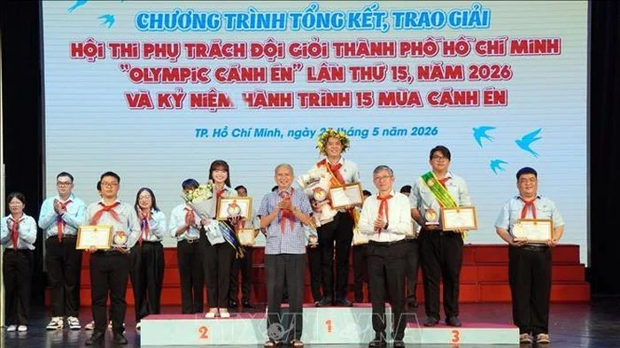 Olympic Cánh én - Hành trình 15 mùa lan tỏa bản lĩnh người phụ trách Đội