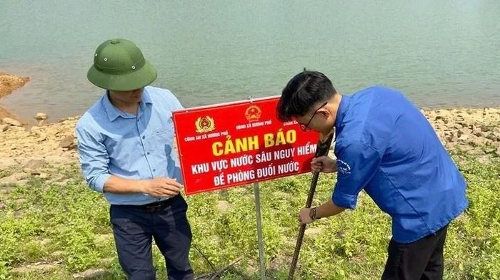 Hai nam sinh lớp 10 tử vong khi đi câu cá