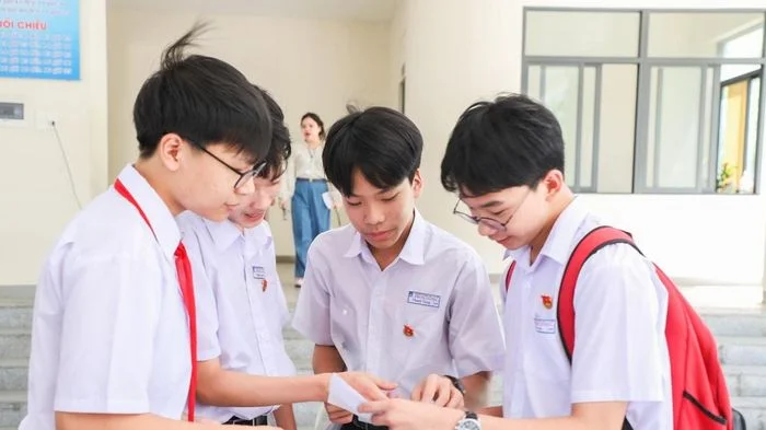 Đề Toán tuyển sinh lớp 10 ở Đà Nẵng bám sát ôn tập, tăng cường phân loại học sinh
