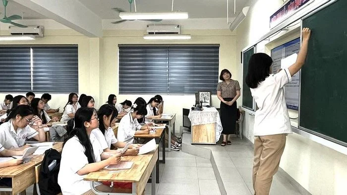 Giải tỏa áp lực cho học sinh cuối cấp: Cần được quan tâm đúng mức