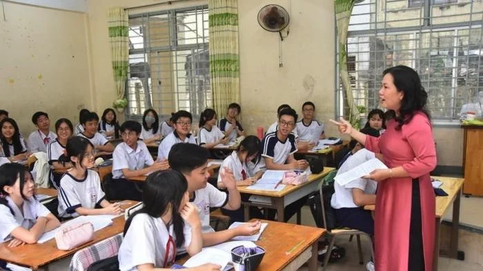 Nhà giáo được hưởng phụ cấp ưu đãi theo nghề đến 80%