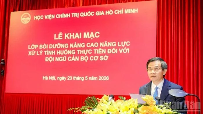 Nâng cao năng lực, xử lý tình huống thực tiễn đối với đội ngũ cán bộ, công chức cấp cơ sở