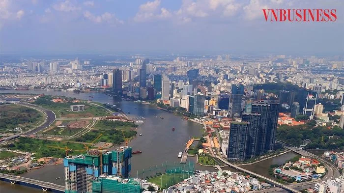 Vay tiền 'đu sóng' bất động sản giờ ra sao?