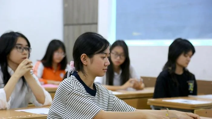 Giáo viên dự đoán đỉnh phổ điểm Toán dao động trong khoảng 6 điểm