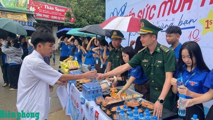 Đồng hành cùng sĩ tử vững vàng vượt qua kỳ thi