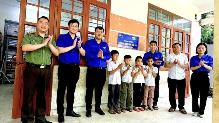 Chăm lo, bảo vệ và tạo môi trường phát triển an toàn, lành mạnh cho trẻ em