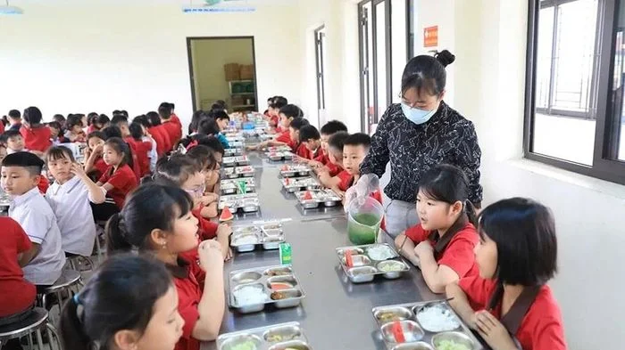 Hà Nội dự nâng mức hỗ trợ bữa trưa cho học sinh tiểu học cao nhất 40.000 đồng/ngày