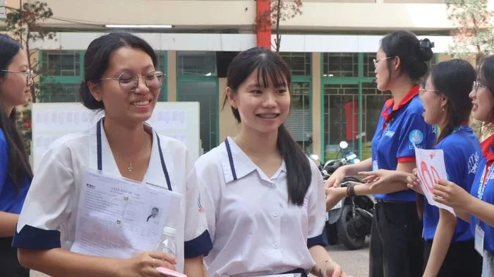 Bảng tiêu chí chấm thi môn Ngữ văn mới Rubric được áp dụng như thế nào?