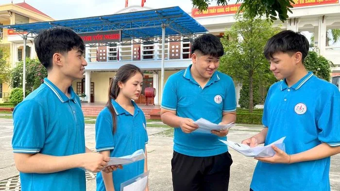 [CẬP NHẬT] Sáng nay (12-6), thí sinh làm các bài thi môn tự chọn